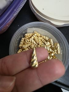 Venta directa de fábrica Cuerno de <span class=keywords><strong>unicornio</strong></span> dorado <span class=keywords><strong>Pastel</strong></span> de caramelo Sprinkles Postre de Navidad Azúcar Perla Frijol Comestibles Ingredientes de panadería - Product Image 4