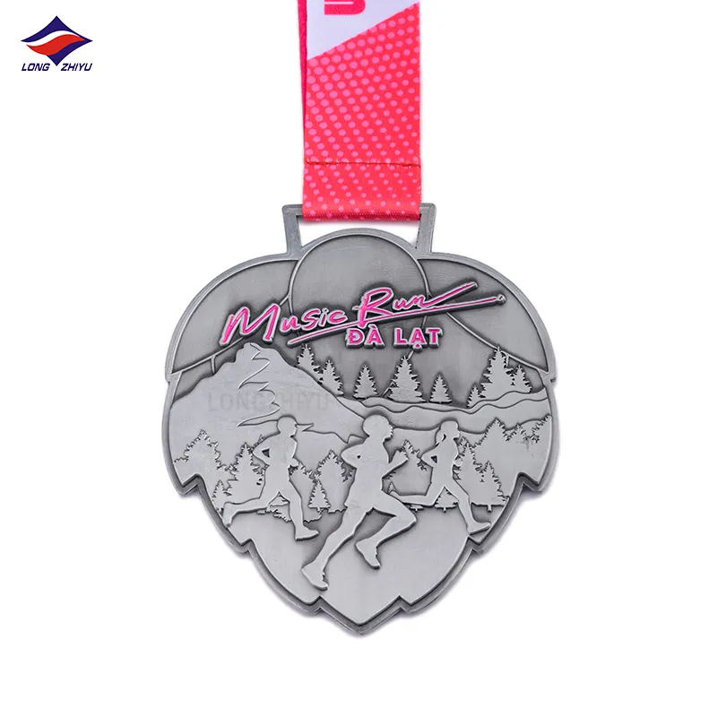 Longzhiyu gravado medalhas fábrica personalizado metal design metal música correndo esporte medalhas atacado 3d meia maratona medalhas