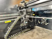 Presse plieuse hydraulique CNC entièrement automatique 170T 220T 250T 4000mm pour aluminium CE ISO WUSVEK