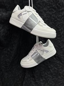 Zapatos Deportivos Transpirables de Gamuza con Amortiguación, Diseño de Marca 2026, Zapatos Planos Casuales Clásicos para Hombre y Mujer - Product Image 3