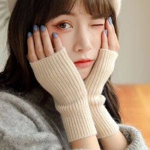 Guantes Largos sin Dedos para Mujer, Mitones de Invierno Tejidos, Calentadores de Brazo, Guantes Unisex Suaves y Casuales sin Dedos - Product Image 1