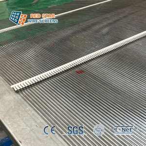 Grille de protection anti-éblouissement à grande surface d'ouverture, à fentes allongées, auto-nettoyante, en forme de harpe, pour environnements humides et collants, soudée et pliable - Product Image 1