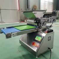 Mini Automatische Productiemachine voor Vitamine Fruit Jelly Bean Gummy Candy Bear Depositor Nieuwe Staat