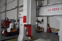 Router CNC de 5 Ejes con ATC, Husillo Giratorio Syntec 360, Máquina de Grabado de Alta Precisión, Procesamiento de Moldes, Tallado 3D, Fresado de Rodamientos