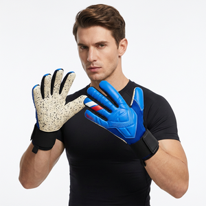 Gants de gardien de but professionnels Qiqiang en cuir de haute qualité, antidérapants, avec sangle de poignet réglable, confortables pour la compétition - Product Image 2