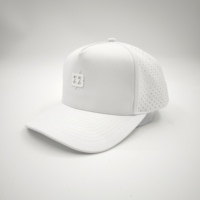 Casquette de golf sportive imperméable à cinq panneaux, broderie personnalisée à la main, faible MOQ, OEM, perforations laser, respirante, choix professionnel