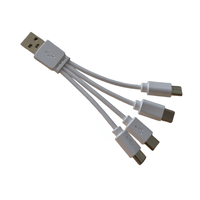 Câble de charge rapide USB 4-en-1 avec 4 ports USB-C |   Chargez 4 appareils avec un cordon court de 12 cm/4,7 pouces |   Ordinateur disponible en couleur blanche, OEM accepté