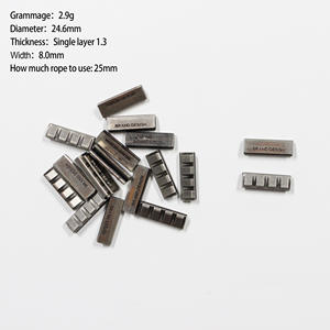 Étiquette de marque en alliage de zinc robuste, personnalisable, de luxe, vintage et classique, disponible pour sacs à main, fabrication OEM en Chine - Product Image 6