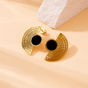 European American Style Gold Plated Stainless Steel Hollow Fan Shape Stud Earrings Geometric Party Jewelry E5855 - Product Image 2