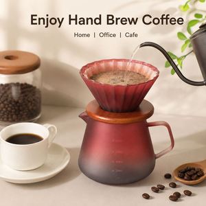 ชุดกรองกาแฟแบบเท ทำจากแก้วโบโรซิลิเกตคุณภาพสูง ขนาด 600 มล. พร้อมที่รินกาแฟและปลอกไม้ - Product Image 5