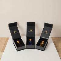 Boîte cadeau personnalisée en carton rigide noir de luxe avec fermeture magnétique pour sérum de soin de la peau avec doublure en éponge