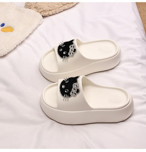 Pantuflas de Hello Kitty con Suela Gruesa y Aspecto de Gama Alta para Mujer, Verano 2025, para Uso Exterior, Sandalias de Playa Elevadas con Estilo - Product Image 5