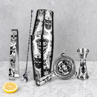En gros, Ensemble de shaker à cocktails 6 pièces en acier inoxydable 304 avec motif crâne gravé, Kit de barman comprenant un jigger de bar, un passoire Hawthorne et une pince à glace