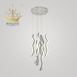 <span class=keywords><strong>Lustre</strong></span> LED suspendu en cristal doré et chromé, <span class=keywords><strong>design</strong></span> moderne, éclairage d'intérieur, luminaire décoratif de plafond, idéal pour un salon ou des escaliers, nouveau modèle, - Product Image 3