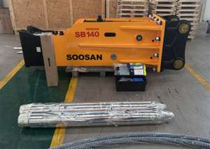 Ciseau hydraulique SOOSAN SB140 type boîte silencieux, 165 mm, pour démolition de roche et béton, compatible avec excavatrices de 30 à 45 tonnes - Product Image 3