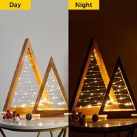 TSINYE Arbre de Noël en bois moderne avec lumières LED, mini arbre de Noël lumineux en bois, lampe de table style ferme