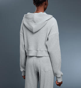 Ensemble <span class=keywords><strong>femme</strong></span>, sweat-shirt court et pantalon droit, style décontracté fonctionnel, coton mélangé léger 330GSM, personnalisable, vente en gros - Product Image 6