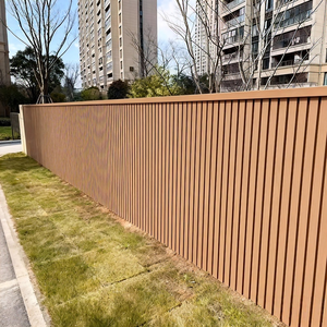 Panneaux muraux WPC d'extérieur, revêtement extérieur cannelé, bardage extérieur, imperméable, entrée de parc, moderne, écologique - Product Image 4