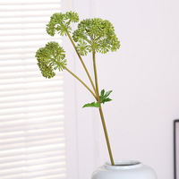 Vente en gros de tiges de fleurs artificielles Queen Anne's Lace de 75 cm, fausses tiges d'Ammi Majus en forme de grappe pour la décoration florale de mariage
