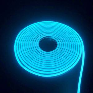 Striscia LED Flessibile in Silicone Impermeabile IP68/IP67, DC12V, SMD2835, 6000K, 6 * 12mm, 5m/rotolo, Illuminazione Esterna - Product Image 4