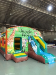 Nouveau château gonflable de jungle pour enfants, en PVC, avec souffleur et kits de réparation inclus - Product Image 3