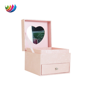 Scatola Regalo di Lusso Personalizzata con Cassetto Rigido e Coperchio Ribaltabile per Collane, Orecchini, Bracciali e Anelli, con Specchio - Product Image 2