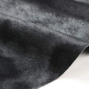 Cuir de vachette naturel 100 % véritable, grainé, fini noir, en gros, en stock pour revêtement - Product Image 1