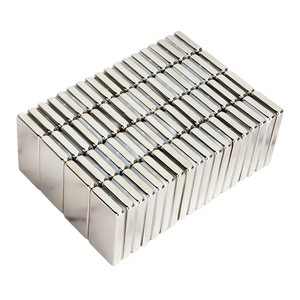 Premium N52 <span class=keywords><strong>Ni</strong></span>/<span class=keywords><strong>Zn</strong></span> Imán cuadrado recubierto Durable Personalizable Precio de fábrica Imanes de bloque de neodimio para industrial - Product Image 1