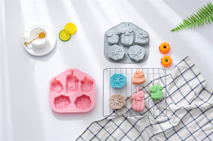 Moldes de Silicona para Pastel con Diseño de Halloween, 5 Cavidades, Diseño de Calabaza y Telaraña, Rosa y Gris, No Tóxicos, Reutilizables, de Grado Alimenticio - Product Image 3