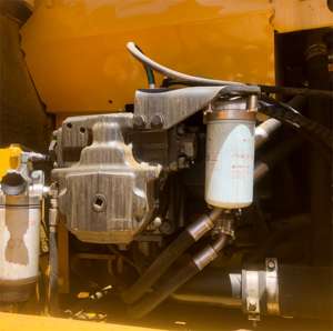 Excavatrice d'occasion Komatsu 20 tonnes PC200 à vendre Machines de construction d'ingénierie avec composants essentiels Roulement de pompe de boîte de vitesses - Product Image 5