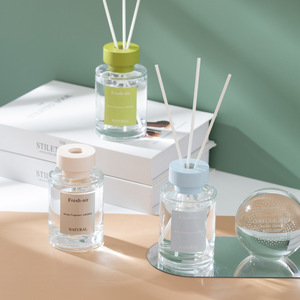 <strong>High</strong> <strong>Quality</strong> Luxury 120ml Essential Oil Fresh Air Home Fragrance Aroma <strong>Reed</strong> <strong>Diffuser</strong> With Sticks - Product Image 2