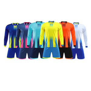 Uniformes de football personnalisés <span class=keywords><strong>Kits</strong></span> de football Maillot personnalisé pour les joueurs de l'équipe de club et les fans - Product Image 2