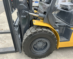 יפן komatsu 5 טון fd50 משומש מלגזה במצב טוב - Product Image 2