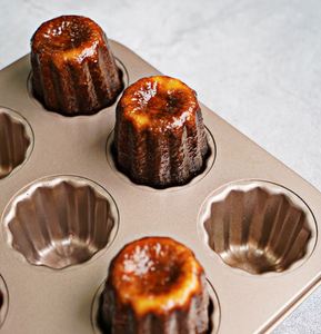 Molde de Acero al Carbono Antiadherente de 12 Cavidades para Canelés, Nuevo Molde para Hornear Pasteles y Muffins - Product Image 3