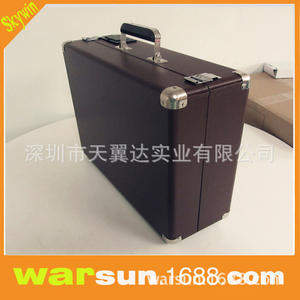 Tocadiscos Retro con Reproductor de CD y Opción de Color Personalizado, Alimentado por Corriente Alterna, de un Fabricante de Shenzhen - Product Image 4