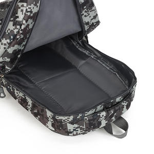 Mochila Táctica de Camuflaje de Gran Capacidad para Hombre, para Campamento, Senderismo, Deportes al Aire Libre, Resistente al Agua y Duradera - Product Image 6