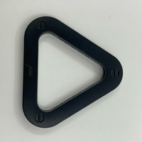 Œillet triangulaire personnalisé en plastique et métal écologique avec base de fixation pour la décoration de sacs et sacs à main, vente en gros