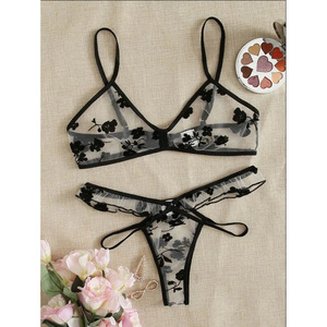 Conjunto de lencería transparente de malla bordada para mujer, 3 piezas, ropa interior sexy y transpirable de gasa para mujer - Product Image 2