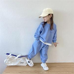 Bộ đồ bé mùa xuân thu giảm giá, áo hoodie và quần màu trơn, bộ đồ thể thao bé trai bé gái - Product Image 5