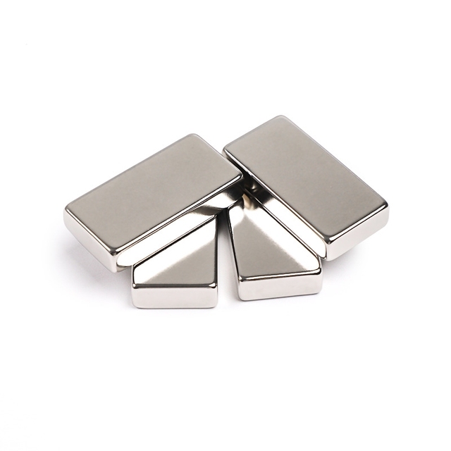 Free Samples 30 Years Factory Wholesale Prices Custom Rectangular Shape N35 to N52 Square Neodymium Block Magnets for Sale
