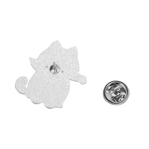 Mis pronombres pines esmaltados gatos personalizados mariposa él ella ellos broches insignias de solapa joyería de moda regalos Envío Directo - Product Image 5