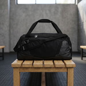 Bolsa Deportiva Unisex de Nailon con Correa Ajustable y Cierre de Cremallera, Capacidad de 30-40L, Color Negro Sólido, Bolsa Casual para Fitness - Product Image 2
