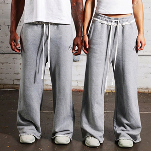 Pantalones Unisex Personalizados de Alta Calidad, de Cintura Alta y Pierna Ancha, con Dobladillo sin Rematar, de Felpa Francesa Pesada, Estilo Desgastado - Product Image 1