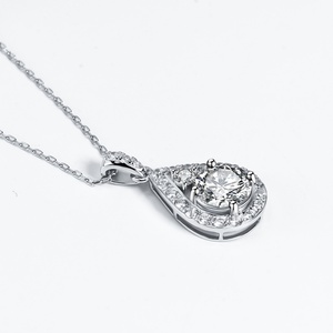 Collier pour femme en forme de larme, double moissanite tandem, élégant et chic, pour mariage, anniversaire, fiançailles - Product Image 5