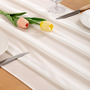 <span class=keywords><strong>Chemin</strong></span> <span class=keywords><strong>de</strong></span> <span class=keywords><strong>table</strong></span> en mousseline <span class=keywords><strong>de</strong></span> soie romantique pour la fête <span class=keywords><strong>de</strong></span> <span class=keywords><strong>mariage</strong></span>, la fête prénuptiale, la Saint-Valentin, 29 x 120 pouces - Product Image 4