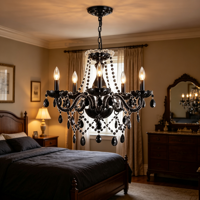 Lustre vintage noir en cristal avec bras ornés, lumière sombre glamour pour salle à manger, chambre à coucher, hall d'hôtel