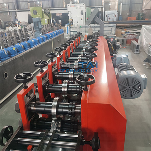 Machine de formage à rouleaux pour profil de coin en métal perforé Putai, forme en U, rail de porte coulissante - Product Image 5