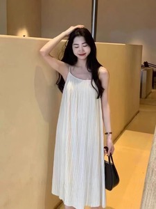 รับประกันคุณภาพ ชุดเดรสทรงเอพลีทแบบลำลอง ใส่สบาย ระบายอากาศได้ดี ทรงเข้ารูป ช่วยพรางหุ่น เหมาะสำหรับฤดูร้อน แบบไม่มีแขน - Product Image 1
