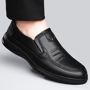 Mocassins en cuir pour hommes, bout rond, à enfiler, semelle souple en caoutchouc, chaussures décontractées de printemps pour pieds larges - Product Image 2