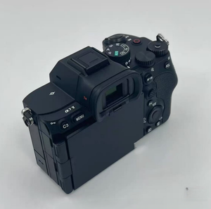 ใช้ A7 V 7.5-Stop IBIS (ตรงกลาง) / 6.5-Stop (ขอบ) สำหรับการถ่ายภาพแบบมือถือที่มั่นคงและคมชัด - Product Image 5